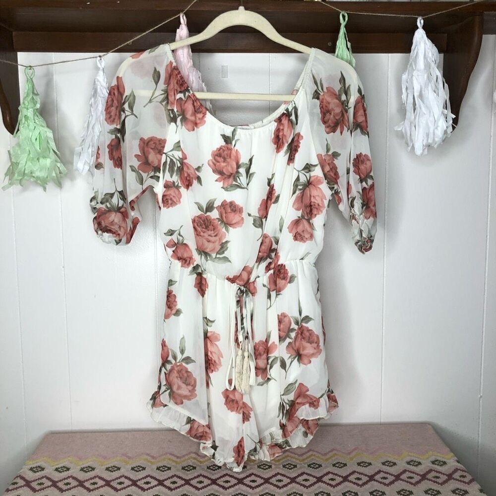 Honey Punch Womens Floral Ruffled Off Shoulder Dressy Rose Romper Cream Medium